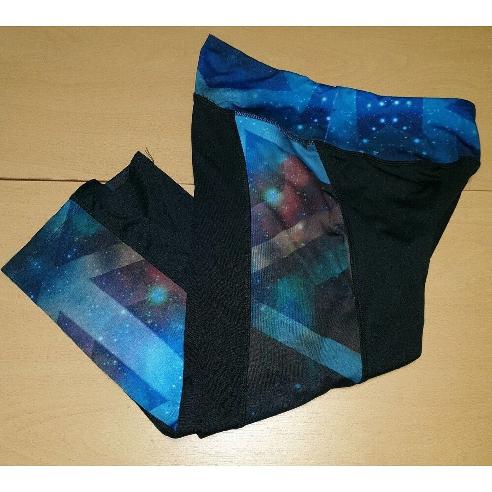 LulaRoe Black Simply Comfortable JADE print Leggings. Sz Small  Moisture Wicking